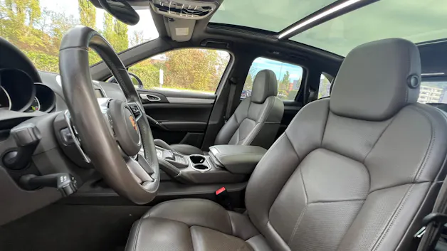 PORSCHE CAYENNE S E-HYBRID l 416 PS