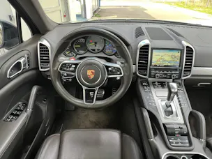 PORSCHE CAYENNE S E-HYBRID l 416 PS