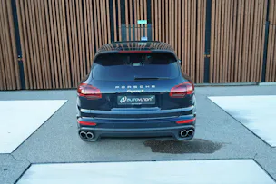 PORSCHE CAYENNE S E-HYBRID l 416 PS
