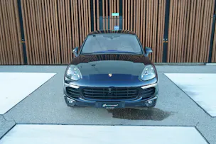PORSCHE CAYENNE S E-HYBRID l 416 PS