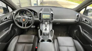 PORSCHE CAYENNE S E-HYBRID l 416 PS
