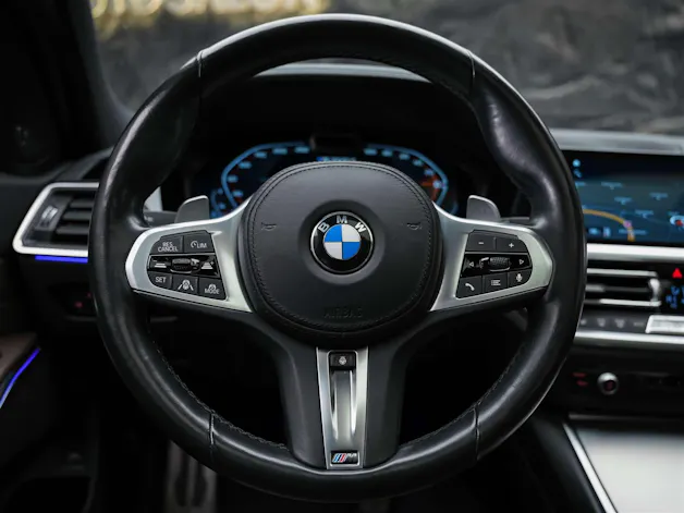 BMW M340d xDrive Touring Steptronic Sport *CH-Auto*Laser*Panorama*