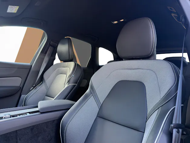 VOLVO XC60 2.0 T8 TE Black Edition eAWD