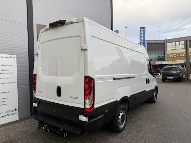 IVECO 35 S 16B A8 V 3520L