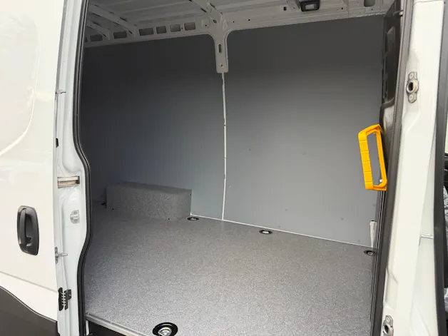 IVECO 35 S 16B A8 V 3520L