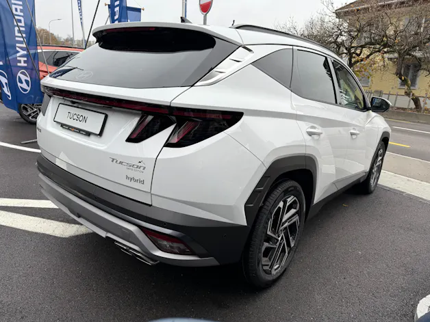 HYUNDAI Tucson 1.6 TGDI HEV Vertex / Swiss Edition 4WD