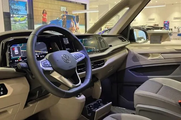 VW Multivan 1.5 eHybrid Life 4Motion DSG