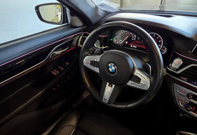 BMW 750Li xDrive M-Sport
