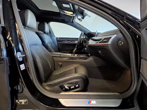 BMW 750Li xDrive M-Sport