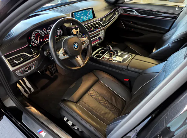 BMW 750Li xDrive M-Sport