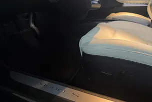 Tesla Model S Long Range plus
