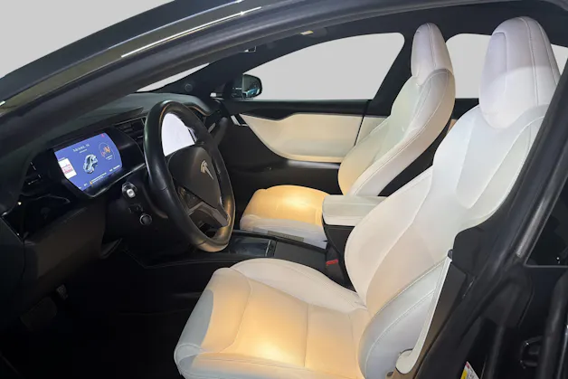Tesla Model S Long Range plus