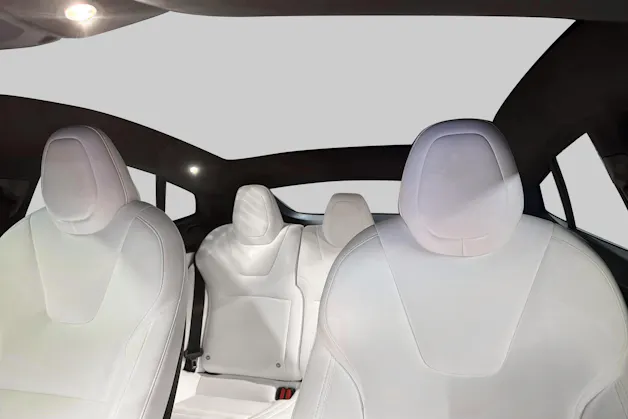 Tesla Model S Long Range plus