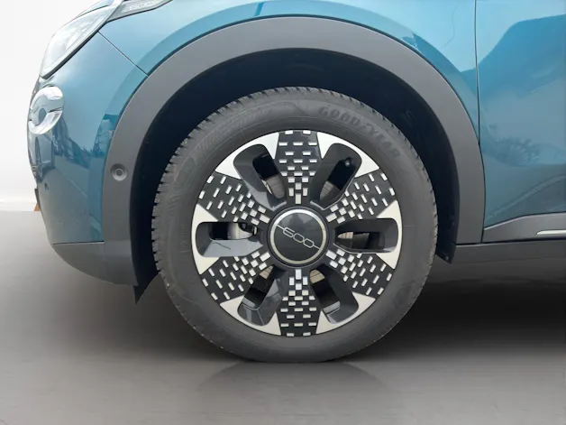 FIAT 600 1.2 Hybrid La Prima