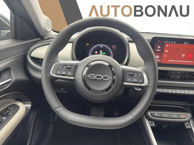 FIAT 600 1.2 Hybrid La Prima