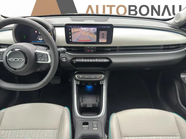 FIAT 600 1.2 Hybrid La Prima
