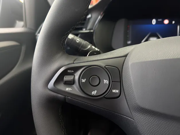 OPEL Corsa 1.2 T Edition
