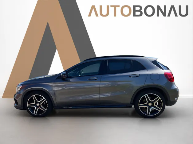MERCEDES-BENZ GLA 220 d AMG Line 4Matic