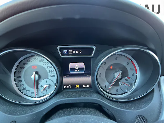 MERCEDES-BENZ GLA 220 d AMG Line 4Matic