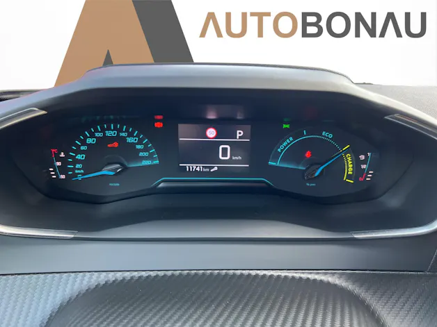 PEUGEOT 2008 1.2 Hybrid 145 Style