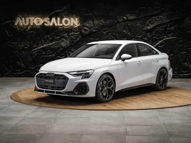 AUDI S3 Limousine TFSI quattro S-tronic *Facelift*19" Felgen*Leder*Sitzheizung*