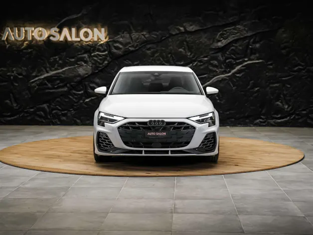 AUDI S3 Limousine TFSI quattro S-tronic *Facelift*19" Felgen*Leder*Sitzheizung*