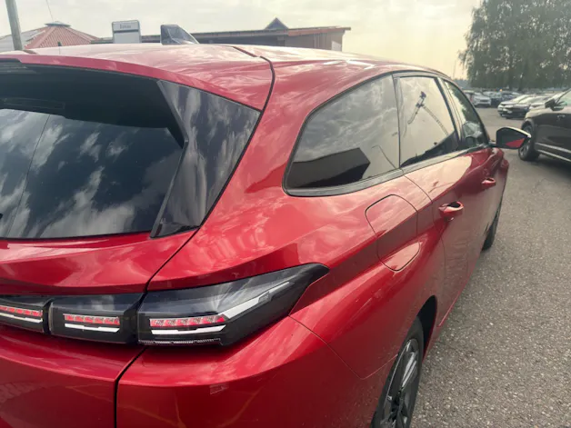 PEUGEOT 308 SW 1.2 PureTech Allure