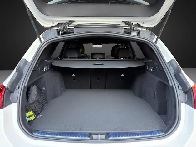 MERCEDES-BENZ C 220 d T 4 Matic
