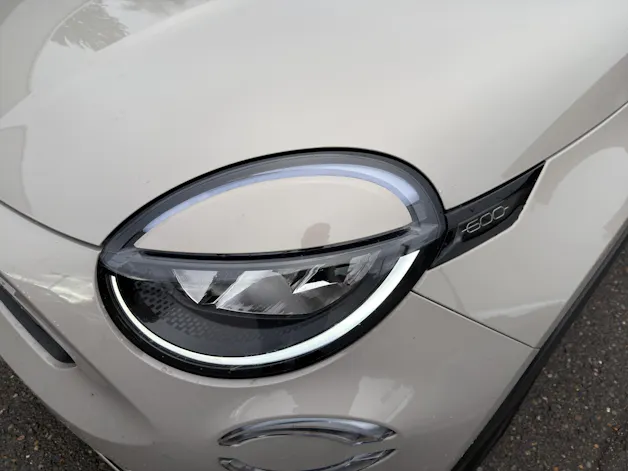 FIAT 600 1.2 Hybrid La Prima