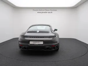 PORSCHE 911 Carrera 4 GTS
