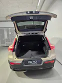 VOLVO XC40 2.0 B3 MH Plus Dark