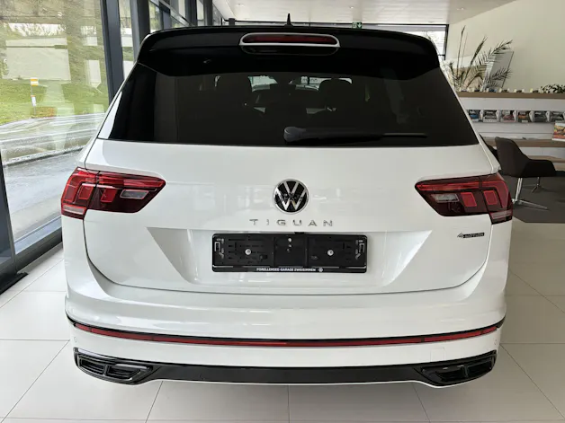 VW Tiguan 2.0TSI R-Line 4Motion DSG