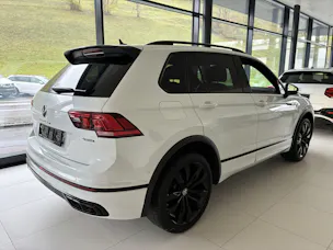 VW Tiguan 2.0TSI R-Line 4Motion DSG