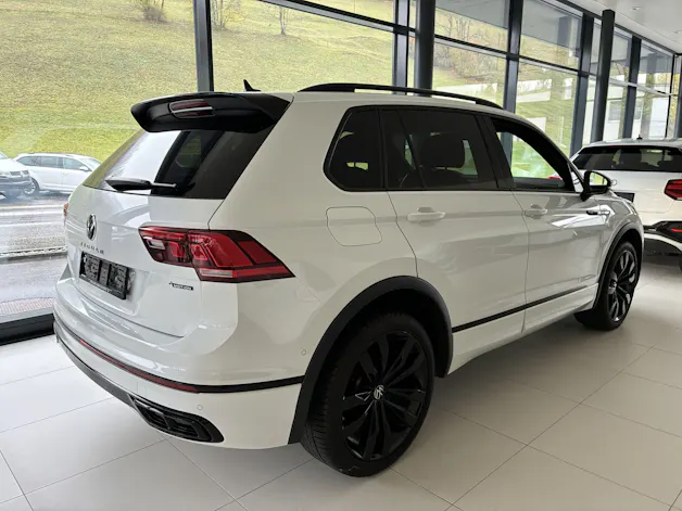 VW Tiguan 2.0TSI R-Line 4Motion DSG