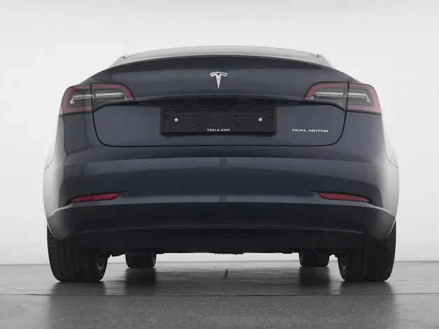 Tesla Model 3 Long Range Dual Motor AWD