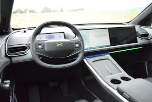 XPENG G9 93kWh Performance AWD mit Anhängerkupplung