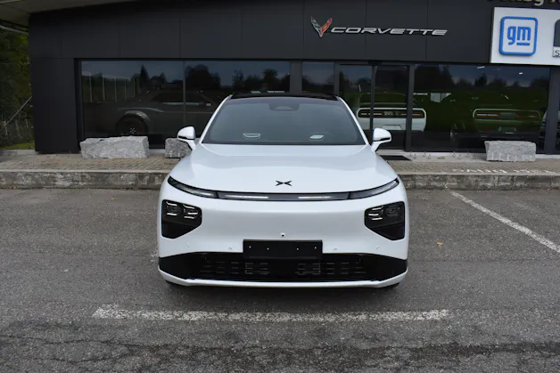 XPENG G9 93kWh Performance AWD mit Anhängerkupplung