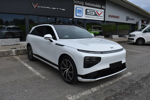 XPENG G9 93kWh Performance AWD mit Anhängerkupplung