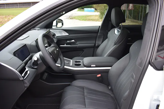 XPENG G9 93kWh Performance AWD mit Anhängerkupplung