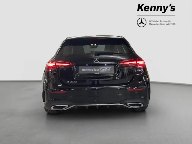 MERCEDES-BENZ A 200 AMG Line
