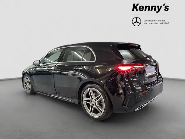 MERCEDES-BENZ A 200 AMG Line