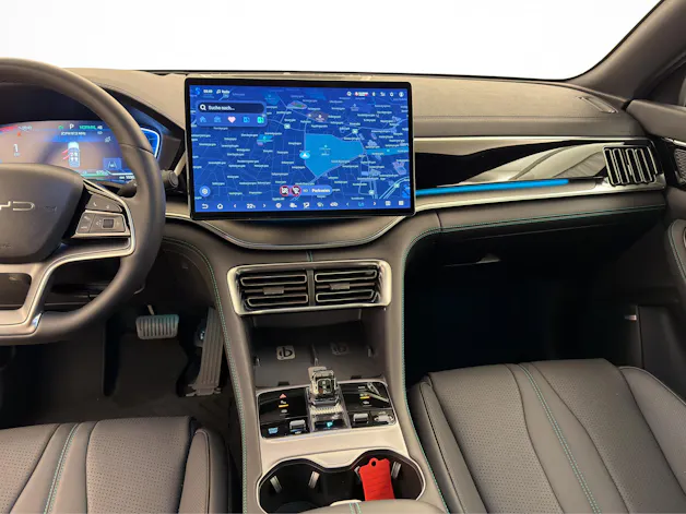 BYD Seal U DM-i Design AWD