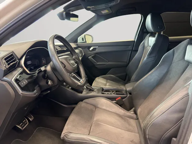 AUDI Q3 Sportback 35 TFSI Attraction S-tronic