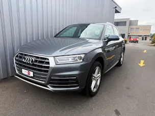 AUDI Q5 2.0 TDI sport quattro S-tronic