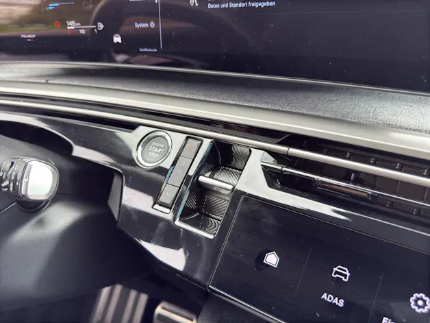 PEUGEOT 5008 1.2 Hybrid e-DCS6 GT 7 Plätzer