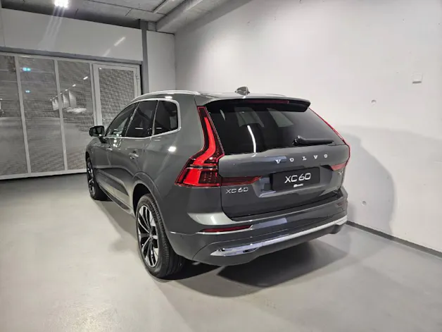 VOLVO XC60 2.0 T6 TE Ultra Bright eAWD