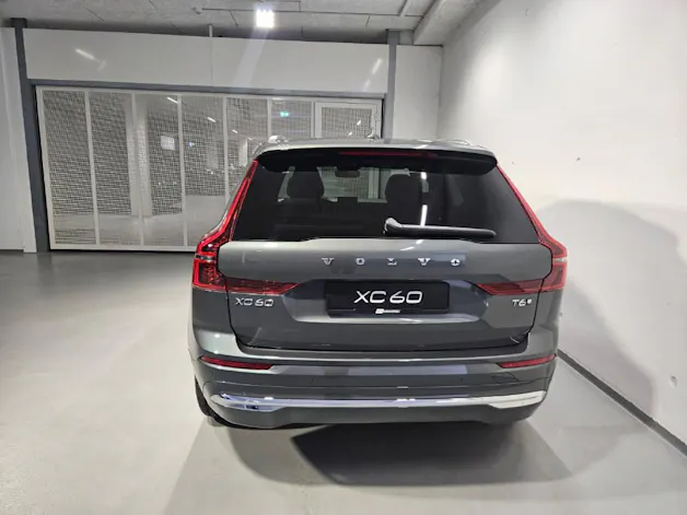 VOLVO XC60 2.0 T6 TE Ultra Bright eAWD