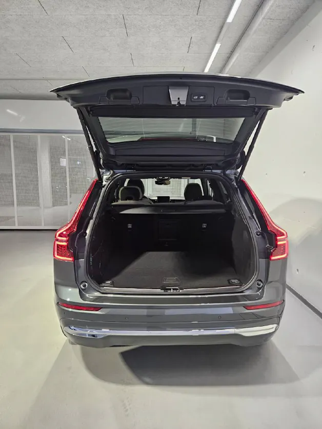 VOLVO XC60 2.0 T6 TE Ultra Bright eAWD