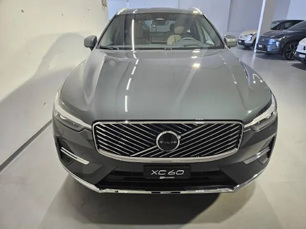 VOLVO XC60 2.0 T6 TE Ultra Bright eAWD
