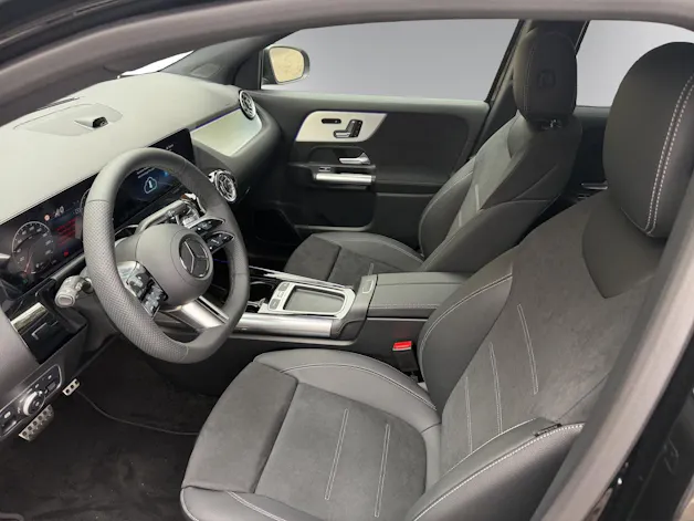 MERCEDES-BENZ GLA 250 4Matic 8G-DCT Swiss Star